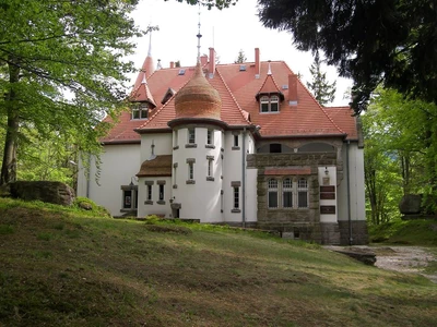 muzeum-miejskie--dom-gerharta-hauptmanna--w-jeleniej-gorze