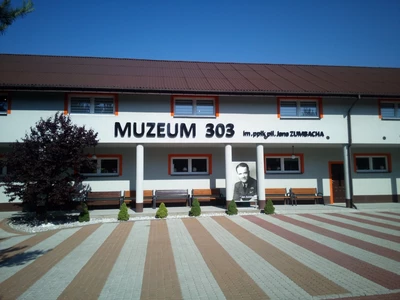 Muzeum 303 im. ppłk. pil. Jana Zumbacha w Napoleonie