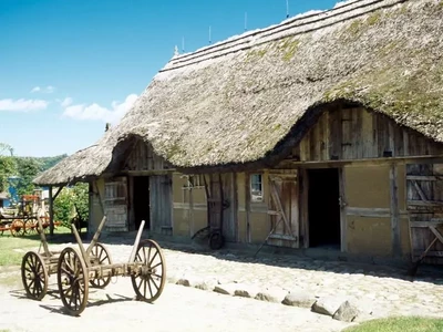 „Zagroda Gburska i Rybacka” - Muzeum Ziemi Puckiej im. Floriana Ceynowy w Pucku