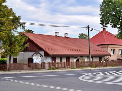 Muzeum Regionalne w Iwanowicach - Gminne Centrum Kultury i Bibliotek w Iwanowicach