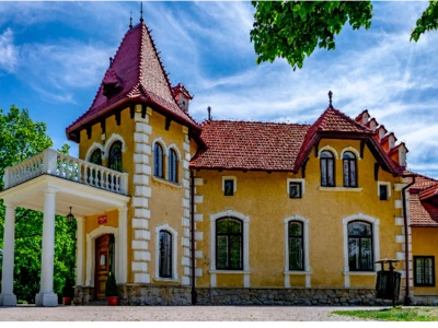 Muzeum Historii Regionalnej - Pałacyk Oborskich - Muzeum Regionalne w Mielcu