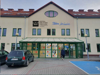 filia-nr-1---miejska-biblioteka-publiczna-im--tadeusza-rozewicza-we-wroclawiu