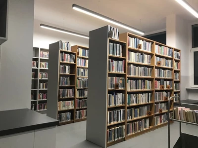 Wypożyczalnia dla Dorosłych i Młodzieży nr 138 - Biblioteka Publiczna w Dzielnicy Żoliborz m. st. Warszawy