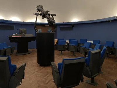 planetarium-im--antoniego-ledochowskiego---uniwersytet-morski-w-gdyni