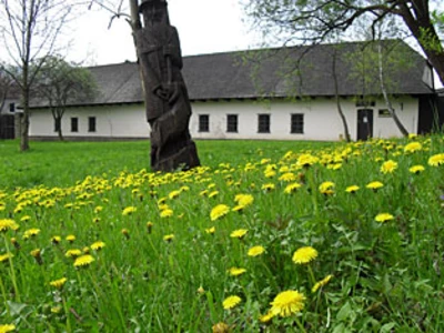 Domek Ogrodnika - Muzeum Miejskie w Suchej Beskidzkiej