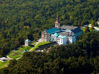 Klasztor na Świętym Krzyżu - Muzeum Misyjne Misjonarzy Oblatów Maryi Niepokalanej