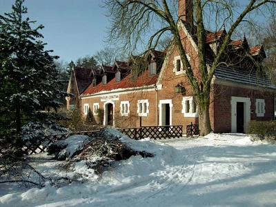 muzeum-lesnictwa-osrodka-kultury-lesnej-w-goluchowie---dybul---muzeum-lesnictwa-osrodka-kultury-lesnej-w-goluchowie---powozownia