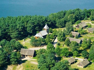 Muzeum - Kaszubski Park Etnograficzny im. Teodory i Izydora Gulgowskich we Wdzydzach