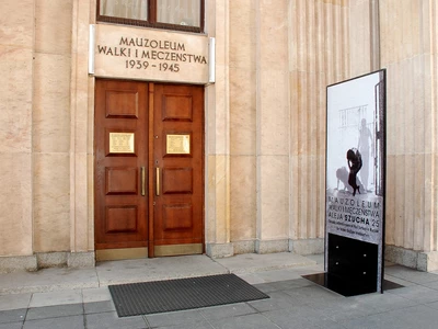 Mauzoleum Walki i Męczeństwa na Szucha - Muzeum Niepodległości w Warszawie