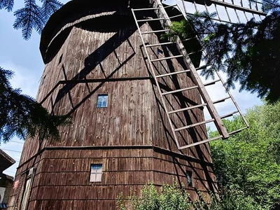 Punkt Etnograficzny w Rogierówku - The Museum of the First Piasts at Lednica