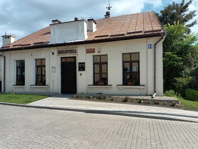 Biblioteka Główna - Miejsko-Gminna Biblioteka Publiczna im. Zbigniewa Herberta w Łęcznej