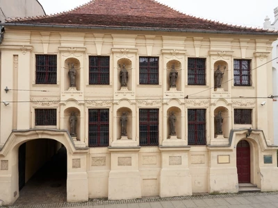 Abbesses’ Palace - Central Building