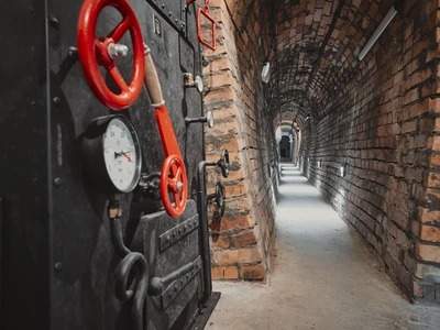 tunnels---the-castle-museum-in-oswiecim